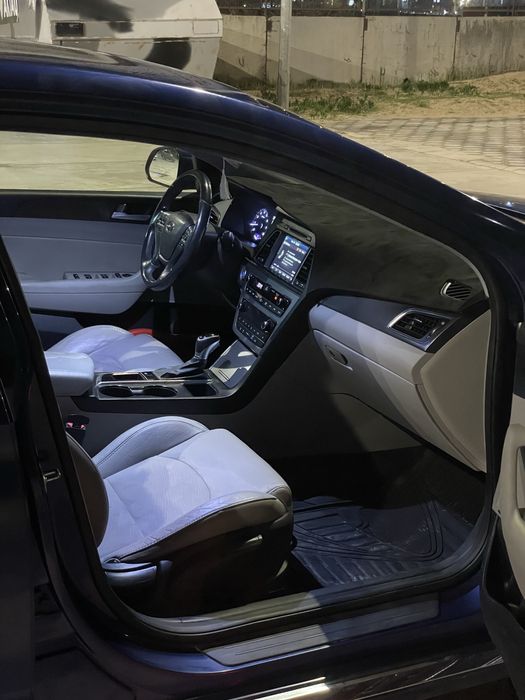 Продам машина соната