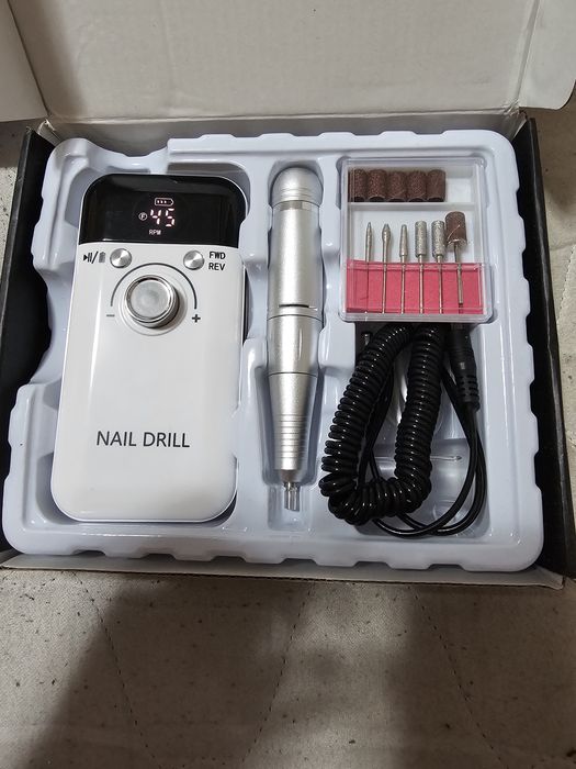 Пила за нокти на батерия