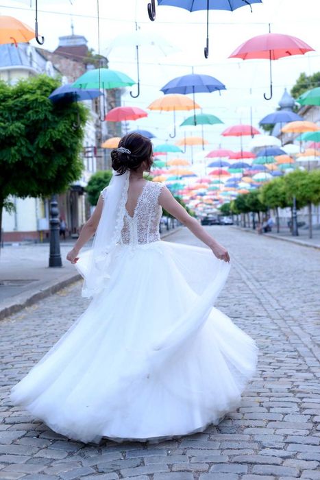 Vand rochie de mireasa