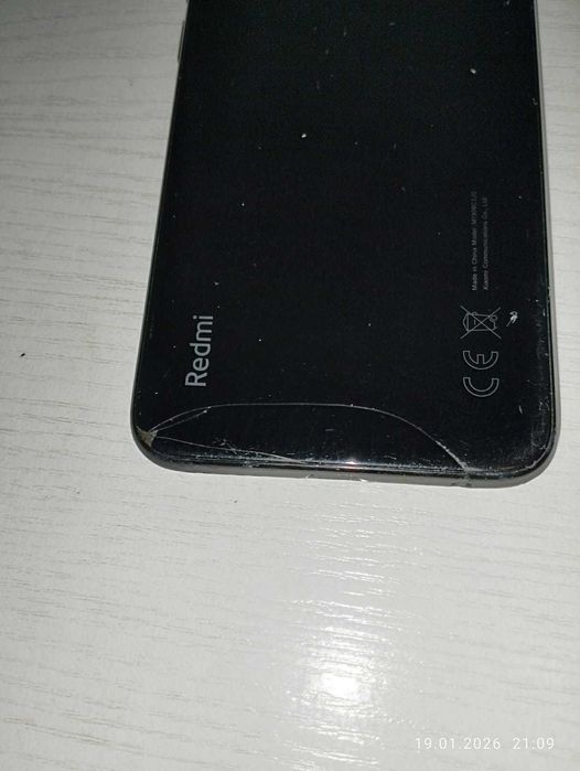 Продам смартфон Xiaomi Note 8