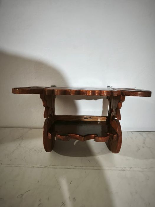 Продам полочку деревянную