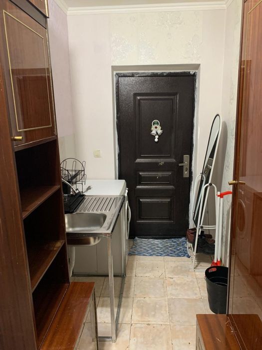 Продам квартиру возле Апорта