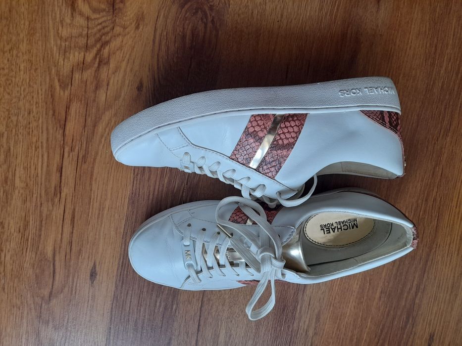 MICHAEL KORS дамски обувки 38 номер.