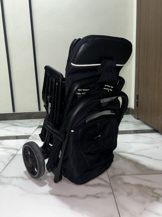 Продается коляска б/у 25 000тг