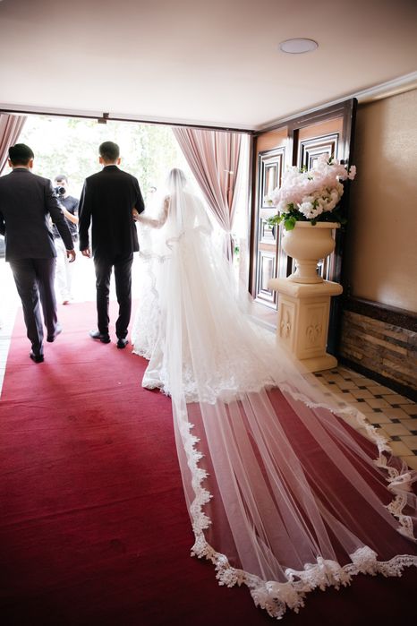 Свадебное платье