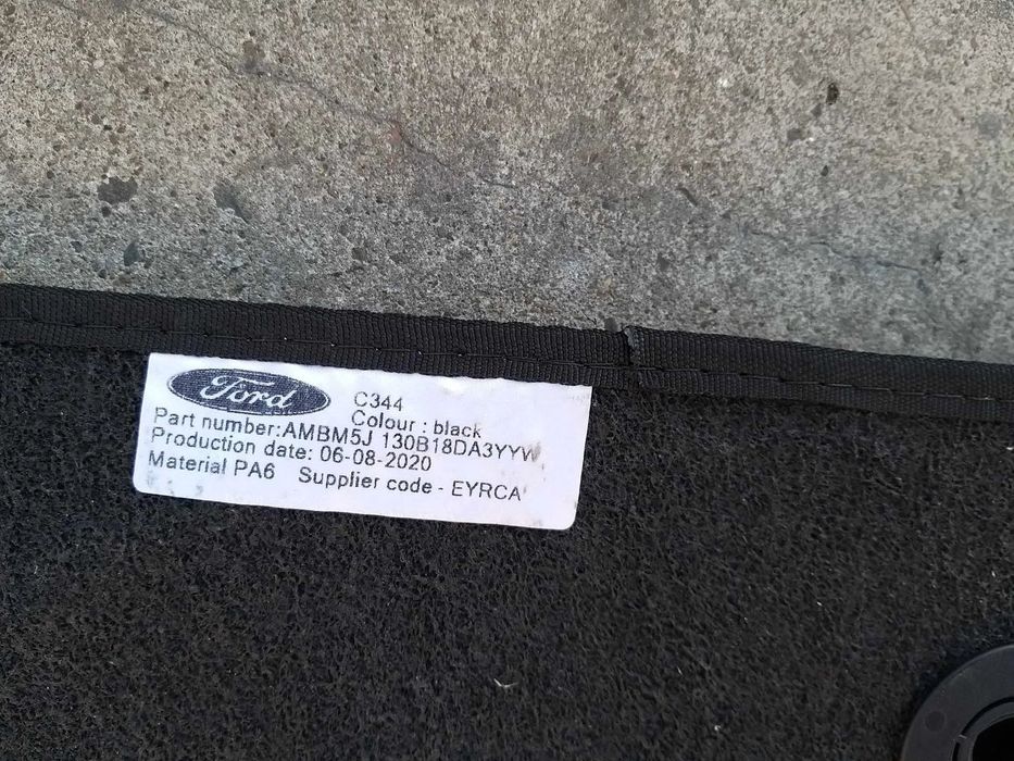 Set covorase mocheta ford c max ambm5j130b18da3yyw ambm5j130b18da3yyw