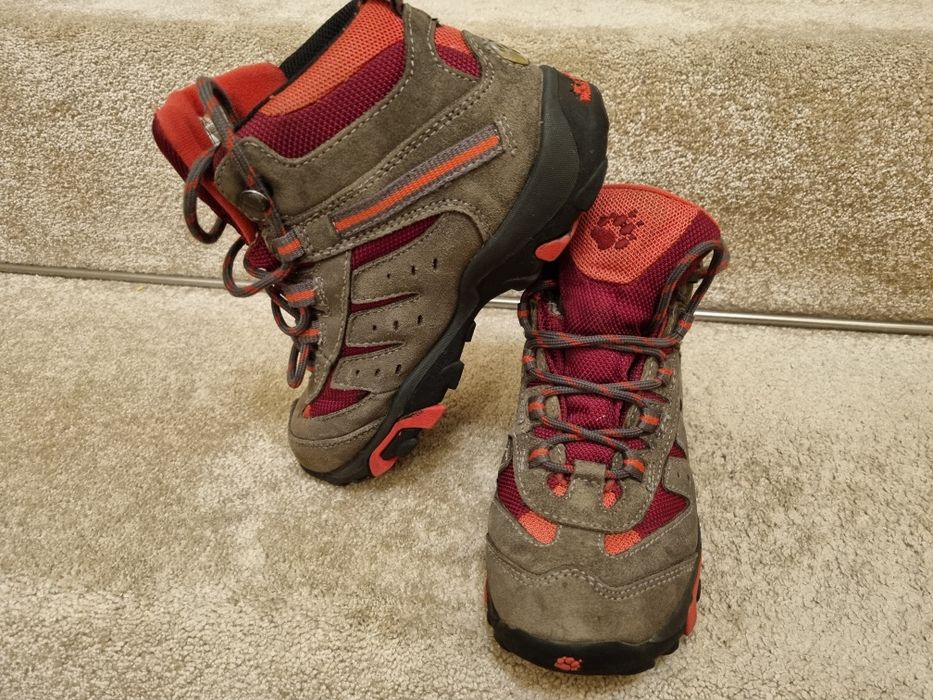 Ghete Jack Wolfskin din piele si impermeabile 32