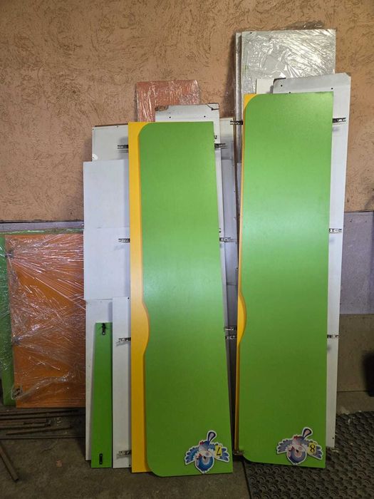 шкаф раздевалка детская.