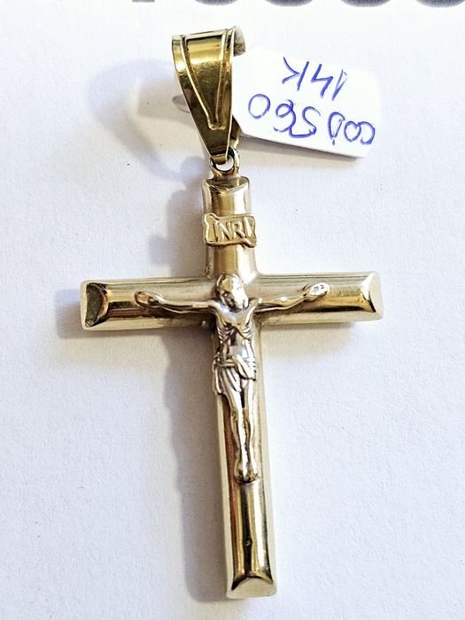 Maty Amanet Cruce din aur 14 k 4.59 g cod 560