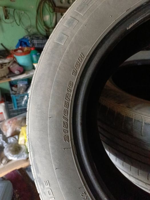 Шины б.у. 215/65/r16