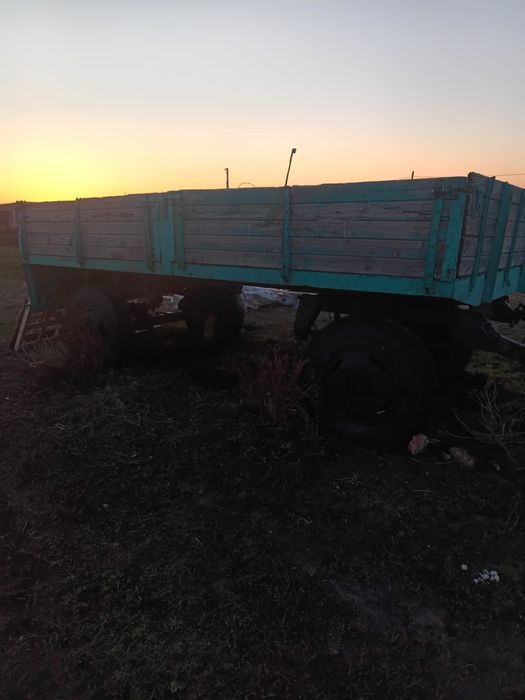 Продам прицеп бортовой