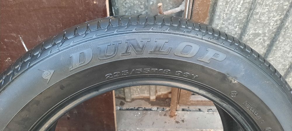 Один баллон DUNLOP 235/55/18