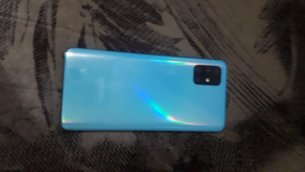 Самсунг А51на54гб