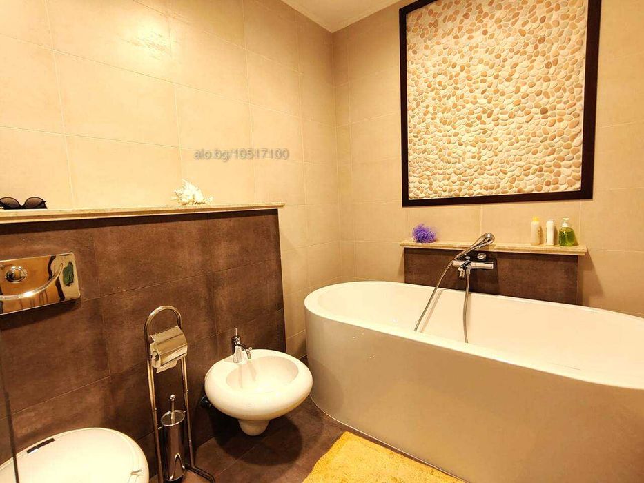 Продава се Тристаен апартамент в к.к. Слънчев бряг - 206 кв.м за 2015 €/кв.м - Снимка #8