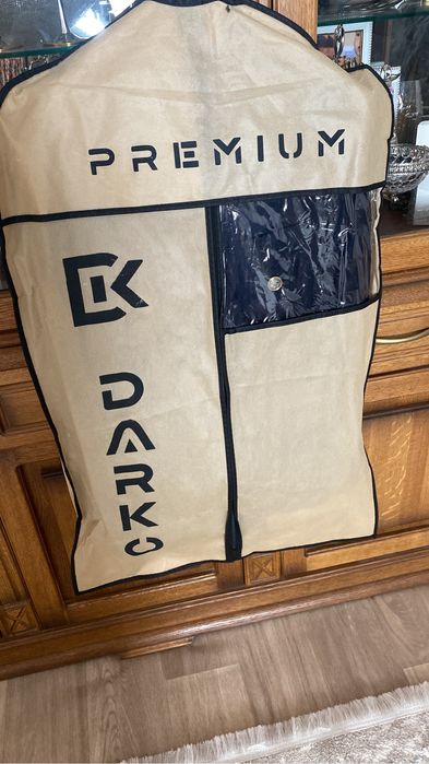 Костюм мужской тройка ,