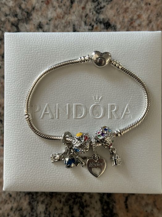 Bratara Pandora cu charmuri