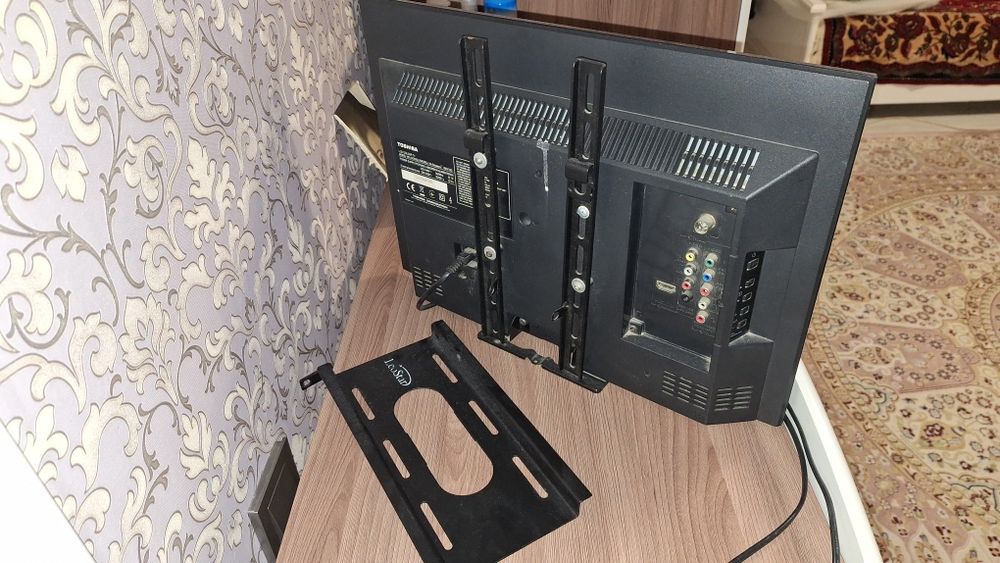 Продам телевизор