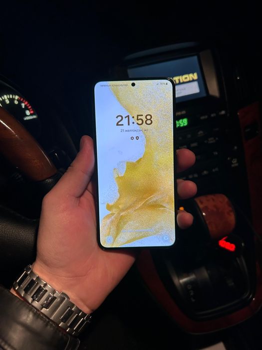 Самсунг s22 256гб