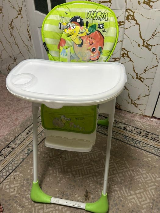 Продаю столик для кормления