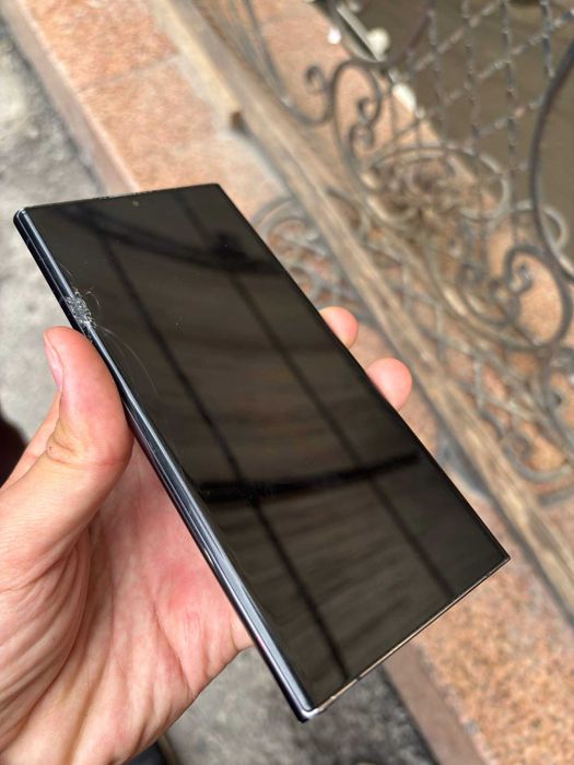 Samsung S22 Ultra 5G holati yaxshi