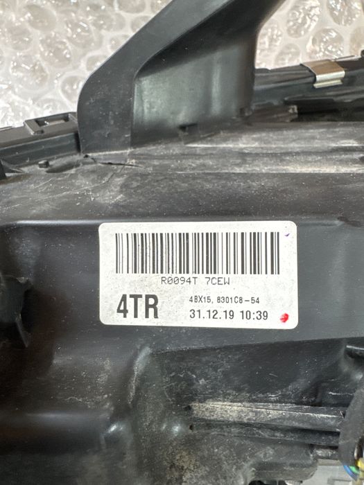 Фар за MITSUBISHI Outleder