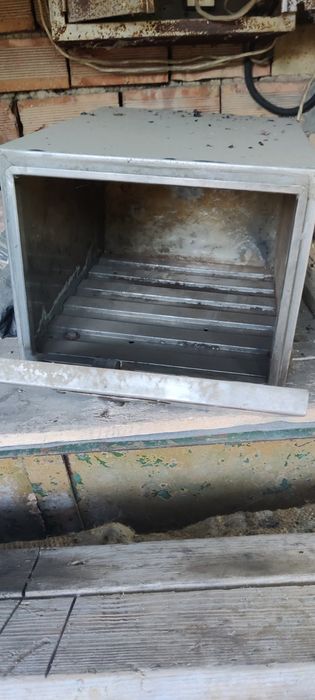 Хромникелов сандък за бус