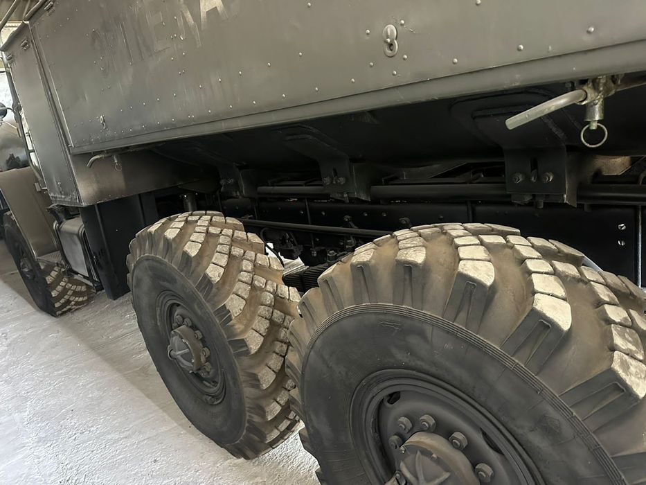 Урал 4320 топливозаправщик