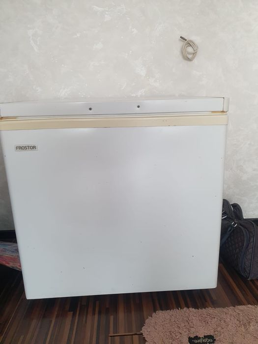 Продам морозильную камеру в идеальном состоянии