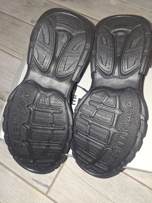 Balenciaga Track