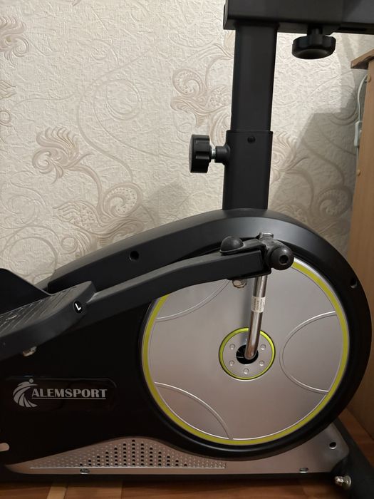 Эллиптический тренажер