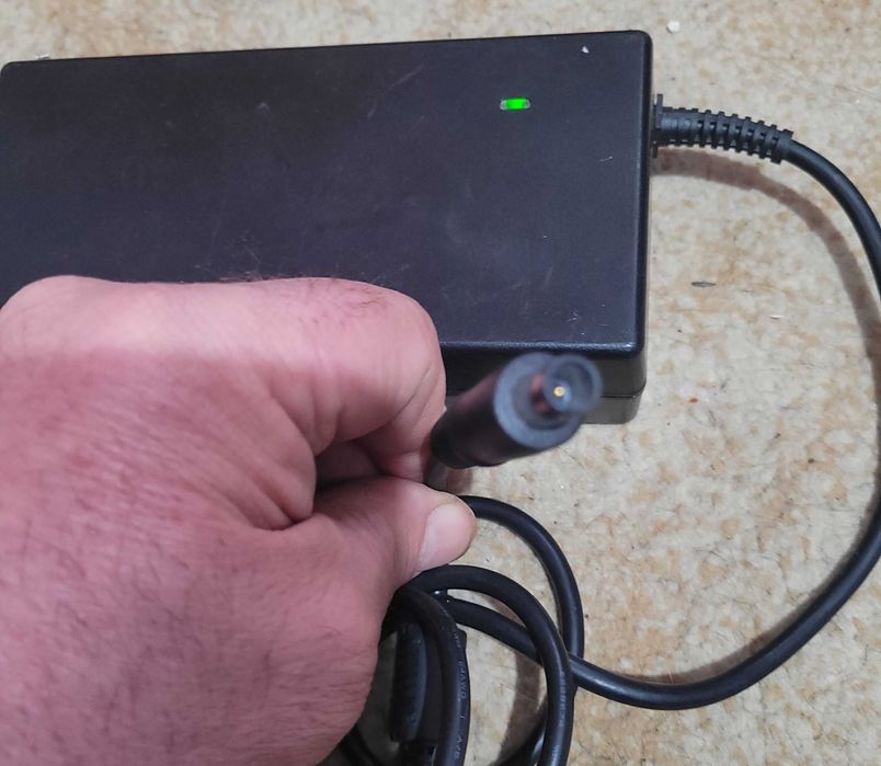 Piese laptop si PC:  alimentator HP 19,5V 9,2A 180W