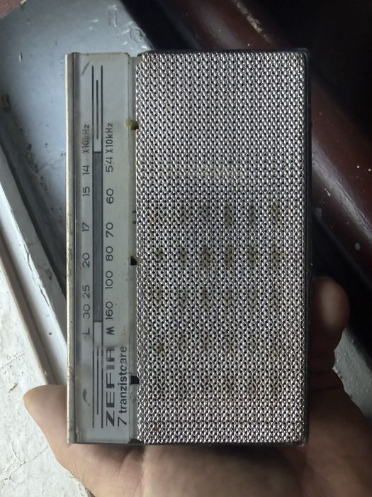 Radio Zefir cu husa