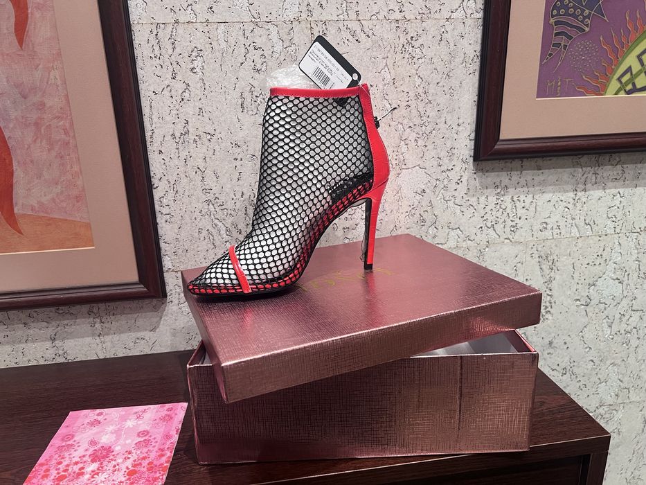 Дамски обувки