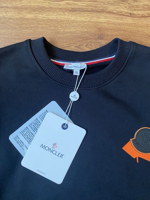 Bluza Moncler marimea XL
