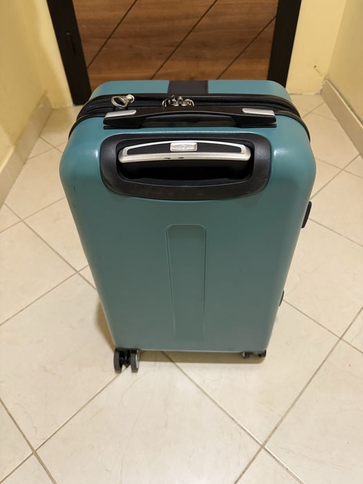 Чисто нов оригинален Samsonite куфар