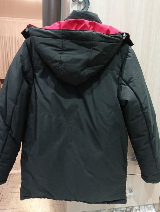 Продам зимнюю куртку