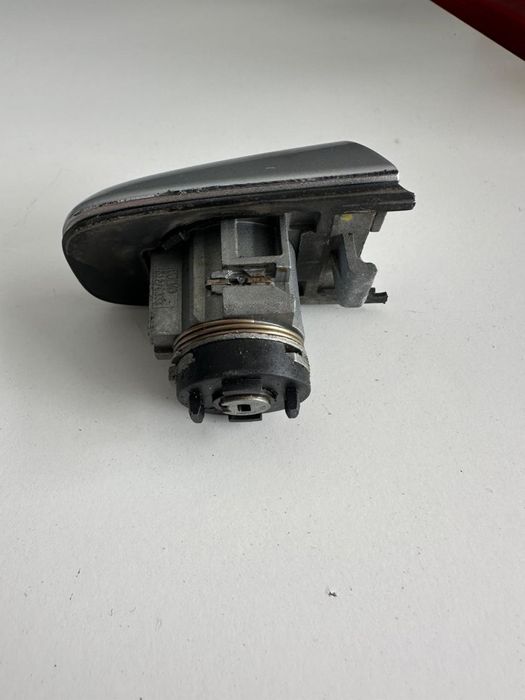 Capac incuietoare usa stanga fata Volvo S60 V60 31276333