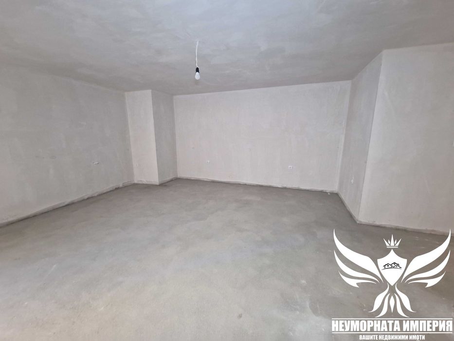 Продавам нов двустаен 120кв.м. 7ет. в гр.Асеновград, център