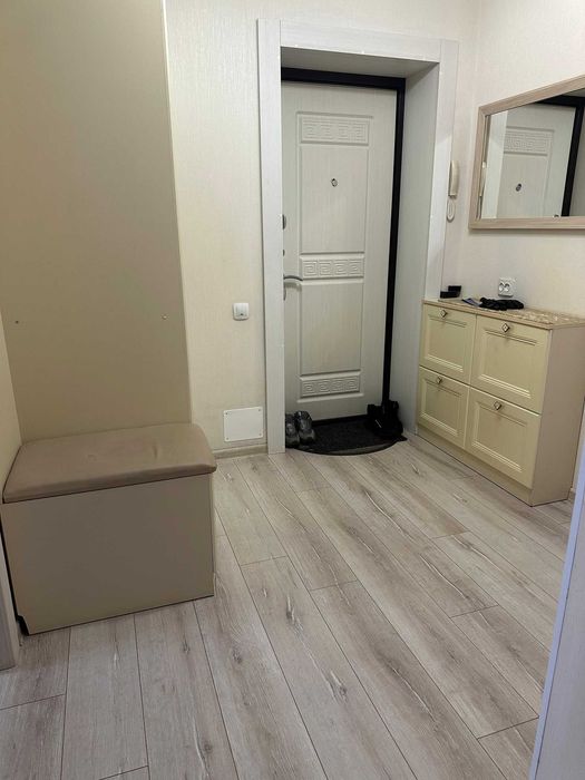 Продам 3 ком район Азии