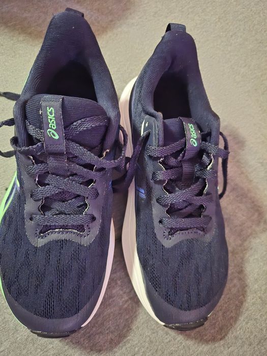 Asics детски маратонки