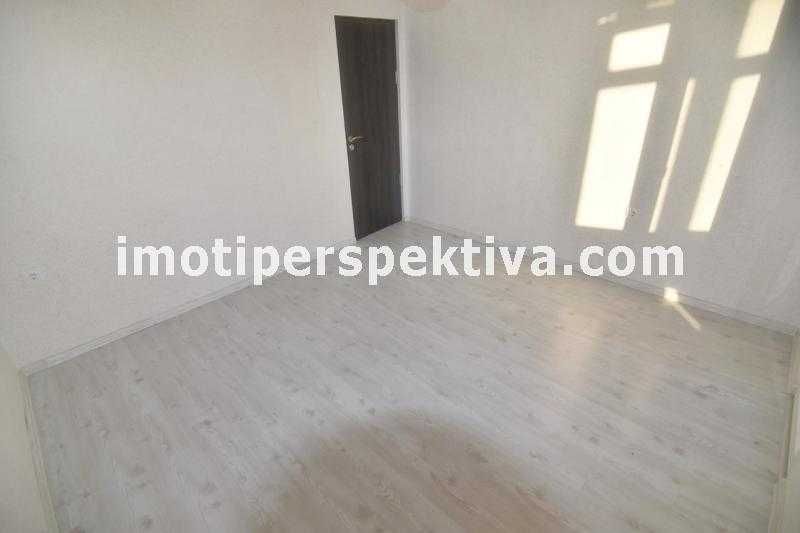 Продава се Двустаен апартамент в Пловдив, Изгрев - 55 кв.м за 1100 €/кв.м - Снимка #4