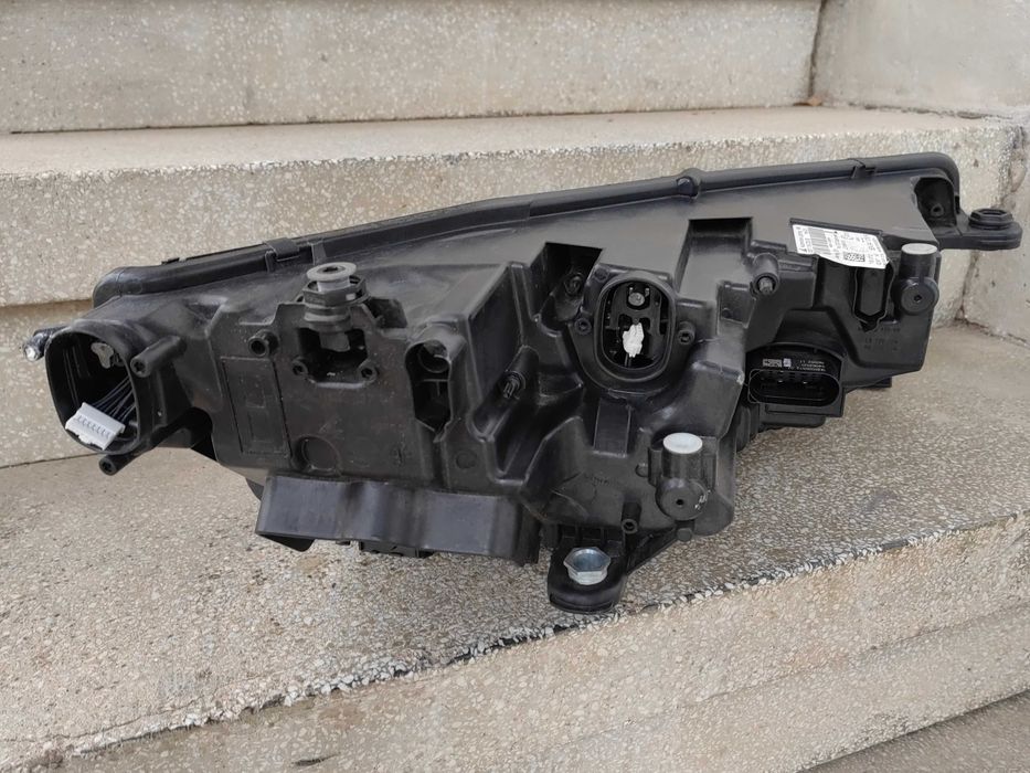 Фар Skoda Octavia 4 LED ляв / Фар Шкода Октавиа 4 Оригинален