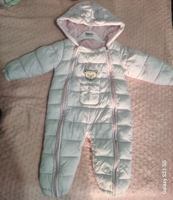 Продам 2  комбинезоны в отл.состоянии