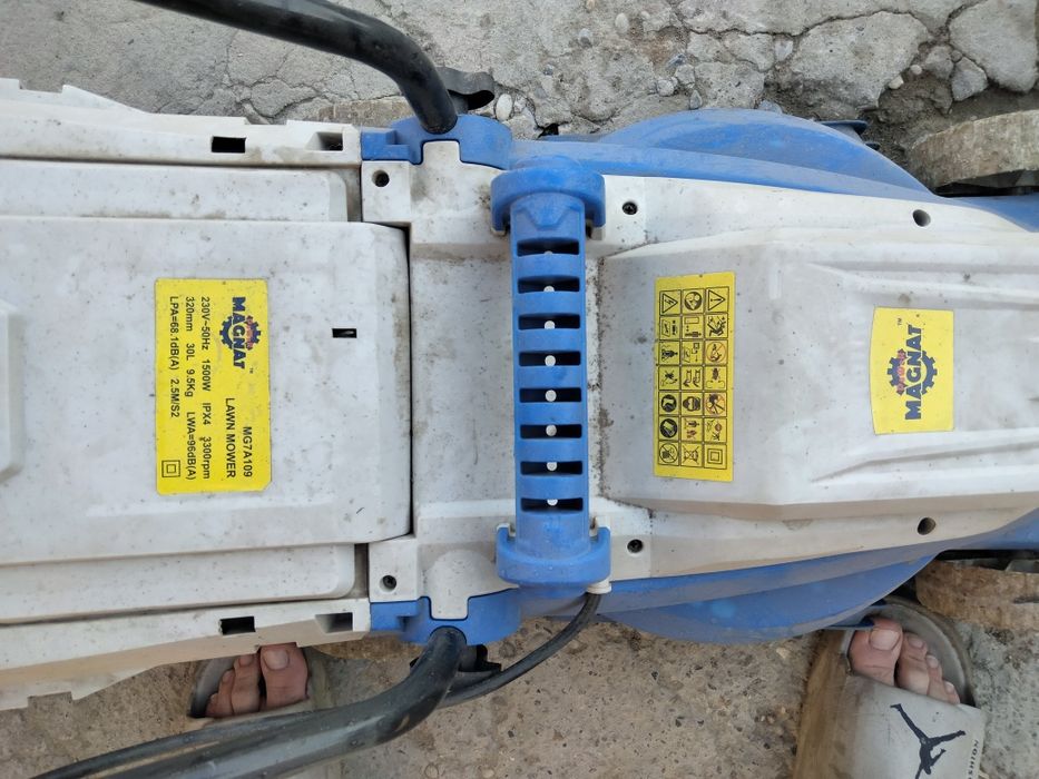 Газонакасилка продам