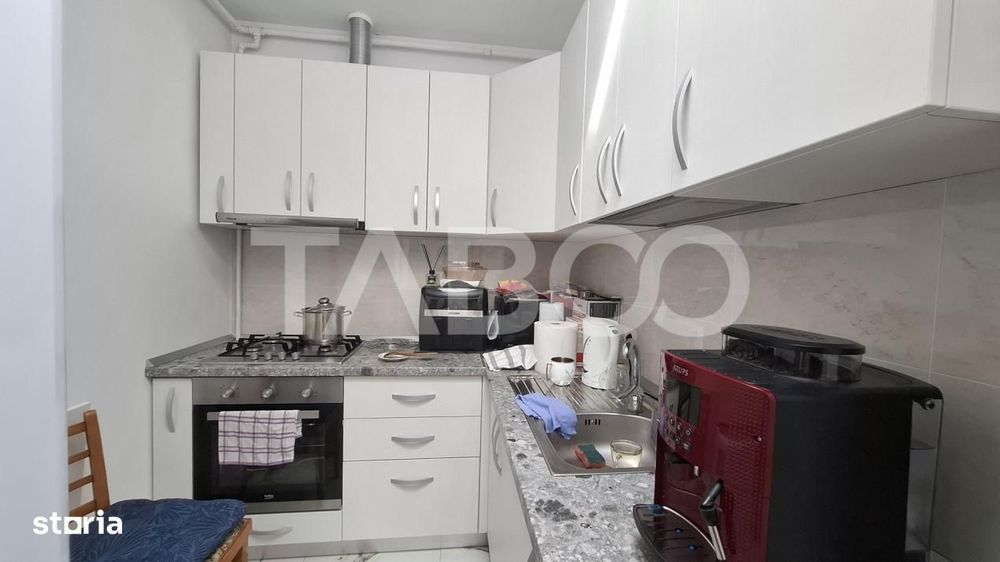 Apartament de vanzare 3 camere decomandat 68 mp zona Turnisor Sibiu