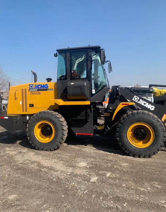 Погрузчик 2-3 куб,Грейдер,Экскаваторы