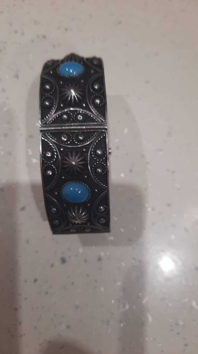 Старинна сребърна гривна