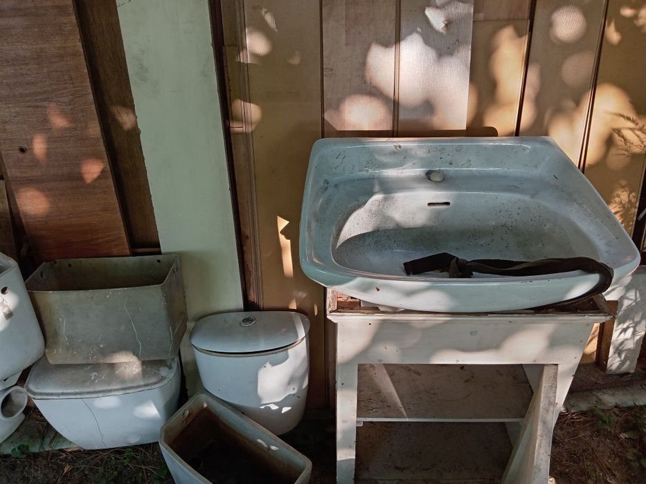 мойка, раковина,бачки б/у