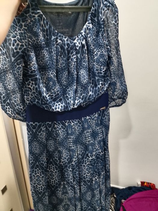 Одежда разная недорого.