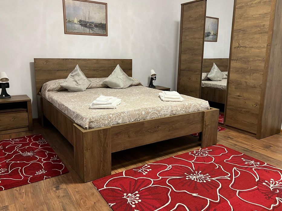 Inchiriez apartamant 1 camera zona Arcu (Gara)